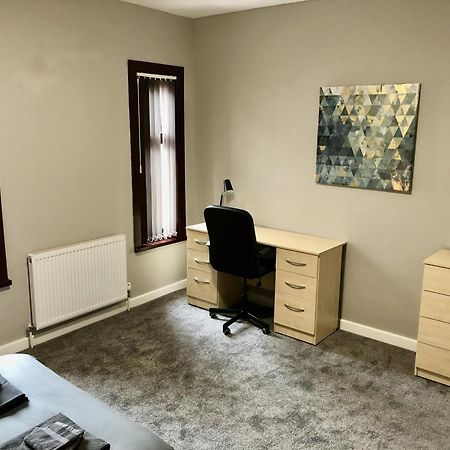 Вілла Executive Or Large Family 5-Bed House - Hosted By Hutch Lifestyle Ковентрі Екстер'єр фото