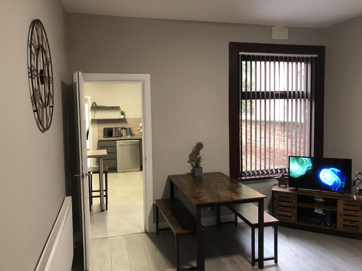 Вілла Executive Or Large Family 5-Bed House - Hosted By Hutch Lifestyle Ковентрі Екстер'єр фото