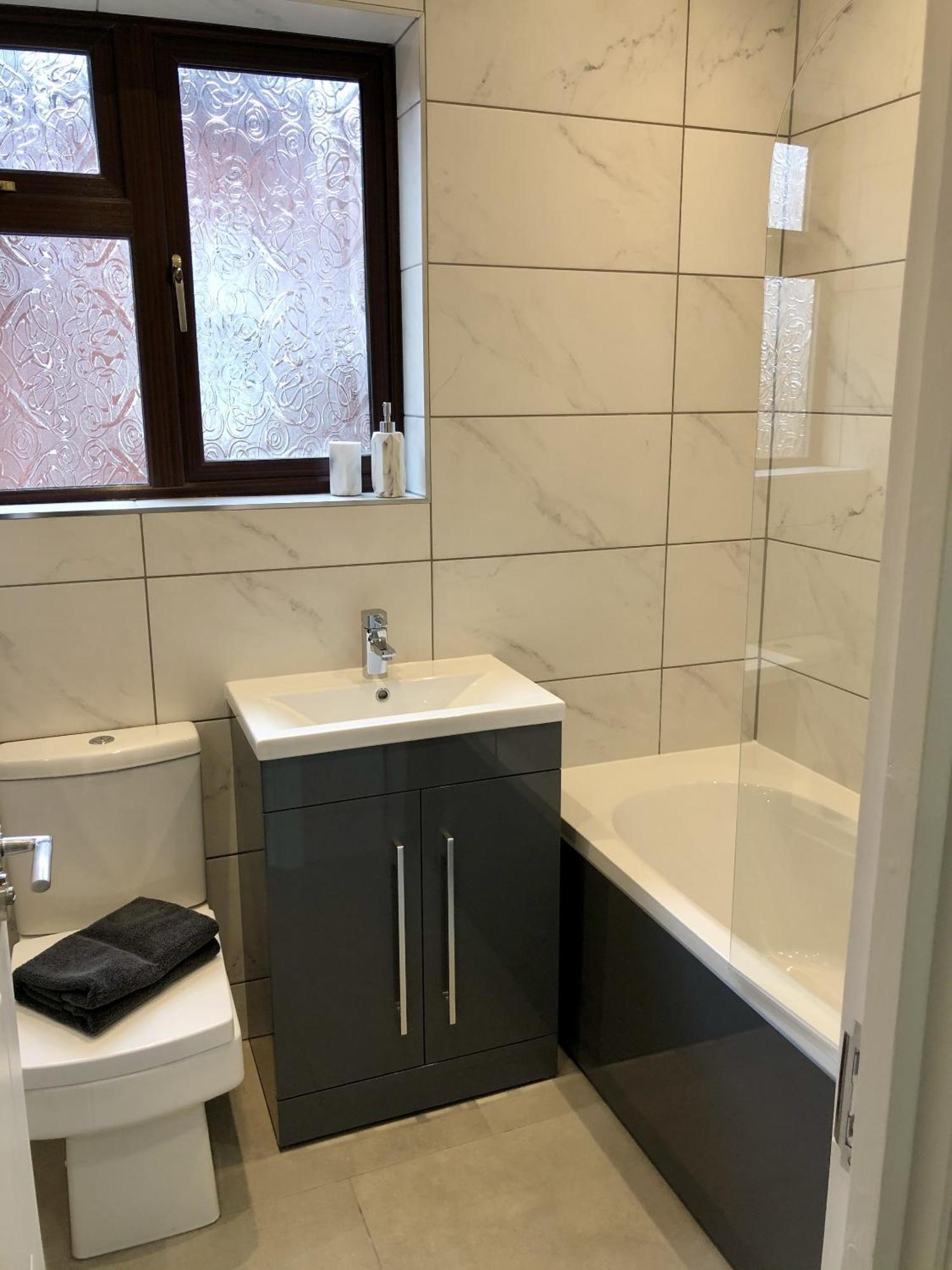 Вілла Executive Or Large Family 5-Bed House - Hosted By Hutch Lifestyle Ковентрі Екстер'єр фото